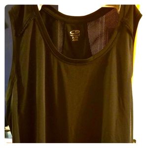 Black women's athletic top Size XL